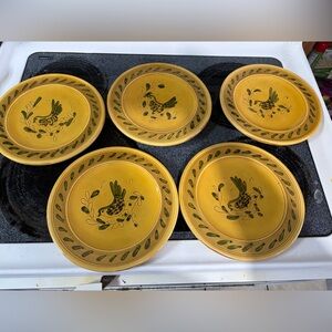 Hand panted Italian bird plates yellow Vietri 5